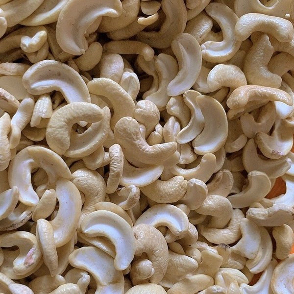 Nhân Điều Vỡ Đôi 165,000đ /10KG